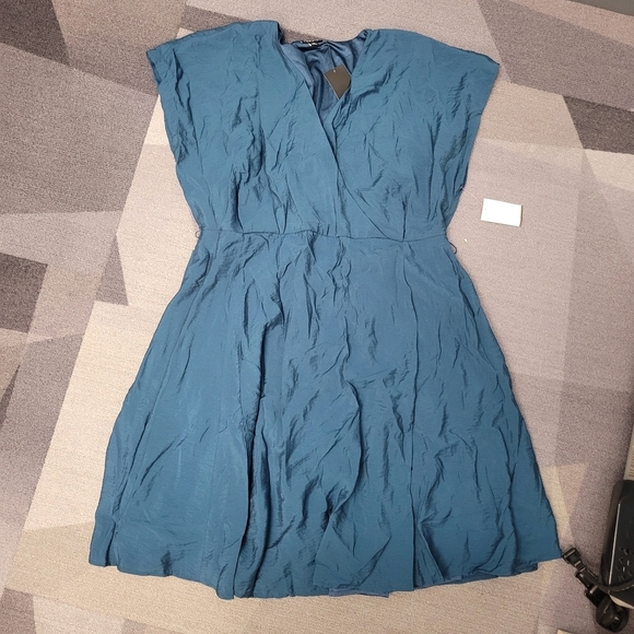 Torrid Legion Blue Surplice Skater Dress Sz 10 | NWT Easy Fit - Picture 2 of 5
